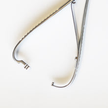 Cargar imagen en el visor de la galería, HRRSDental 16cm/19cm/21cm Stainless Steel Needle Holder  Dental Orthodontic Tools
